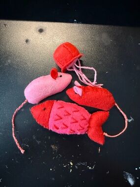 Handmade Catnip Cat Toys-Red & Pink
